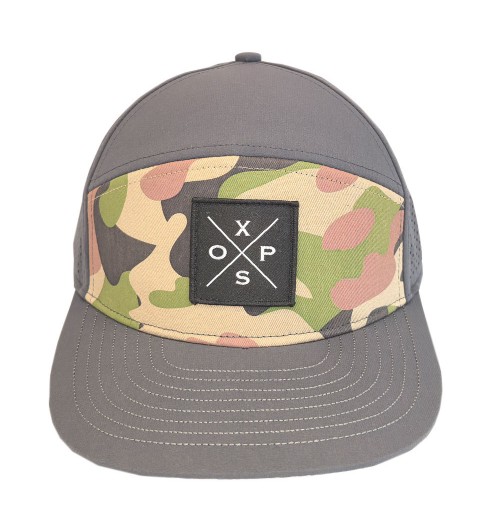 ADJUSTABLE CAMO SNAPBACK STYLE BASEBALL HATS - TWO PANELS TYPE ADJUSTABLE CAMO SNAPBACK STYLE BASEBALL HATS - TWO PANELS TYPE